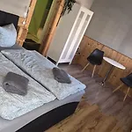 Bed And Breakfast Zeulenroda 3*