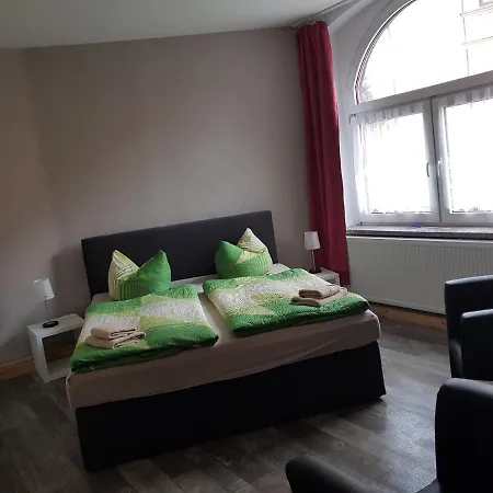 בית הארחה Bed And Breakfast Zeulenroda 3*