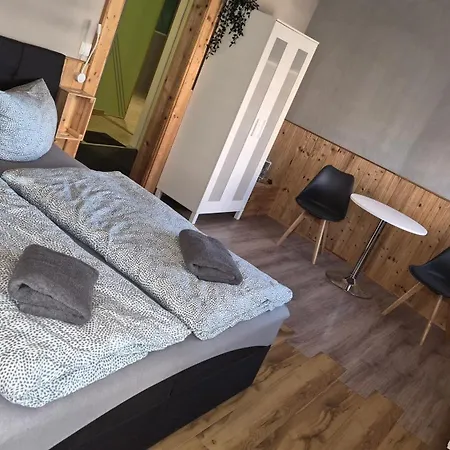 Bed&Breakfast Zeulenroda 3*