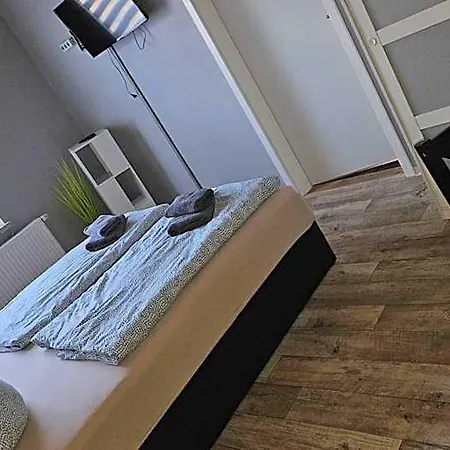 Bed And Breakfast Zeulenroda Guest house