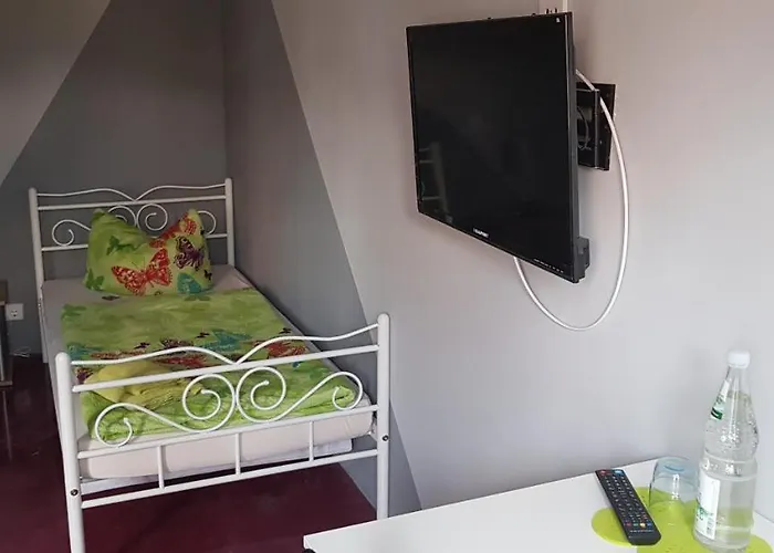 Bed And Breakfast Zeulenroda 3*